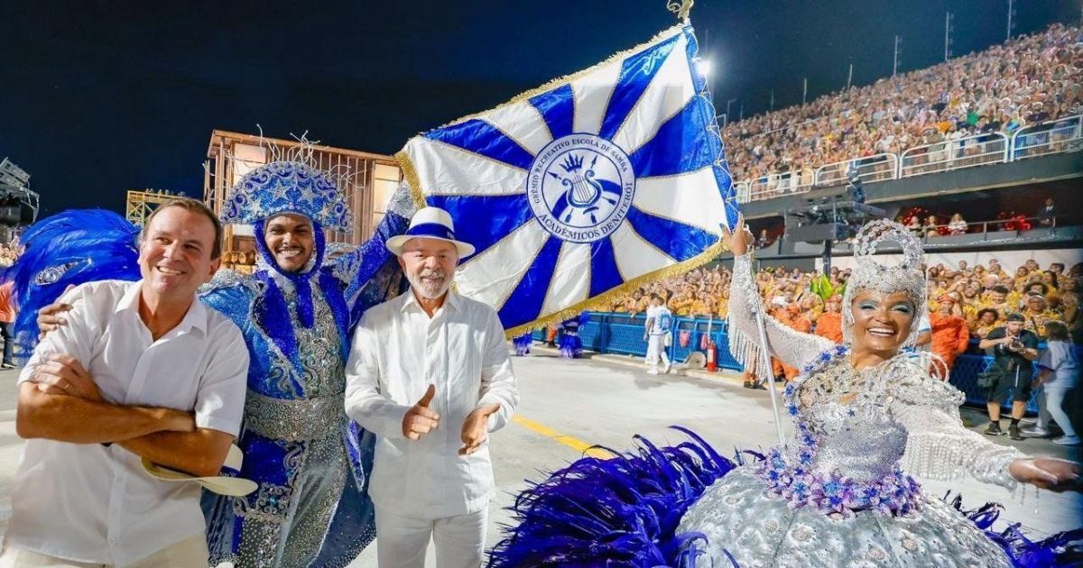 Lula sobre desfile: aceitei ser homenageado pela escola e sou muito grato