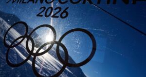 Nevasca interrompe Olimpíada de Inverno, mas competições são retomadas