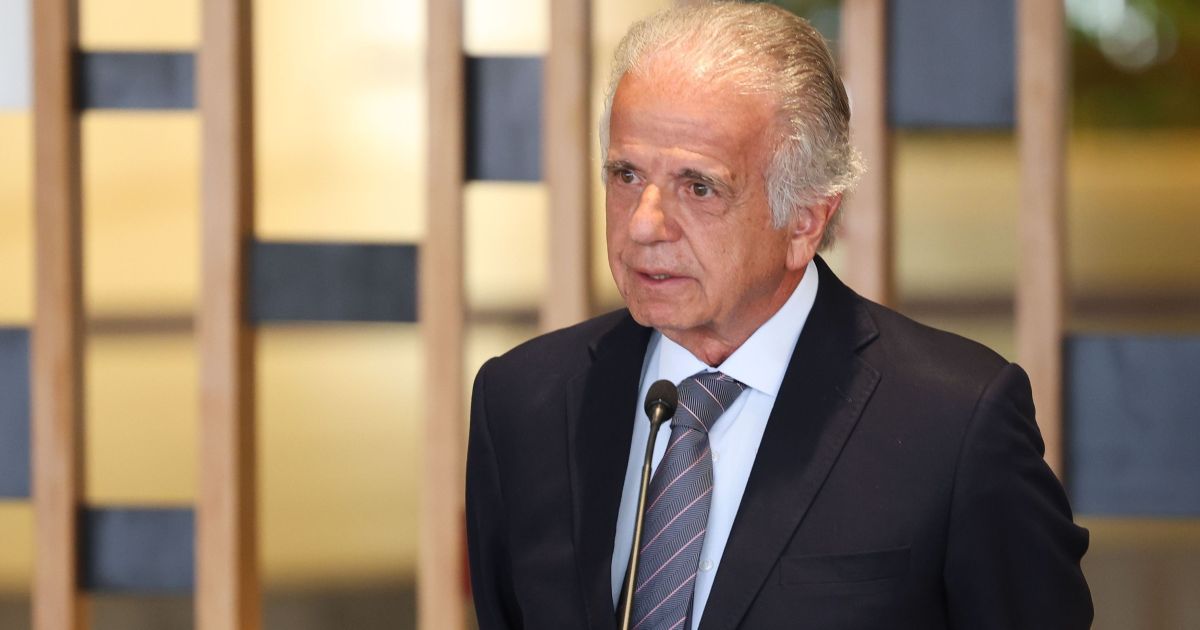 Múcio cobra mais recursos e diz que Brasil acompanha ações no Oriente Médio