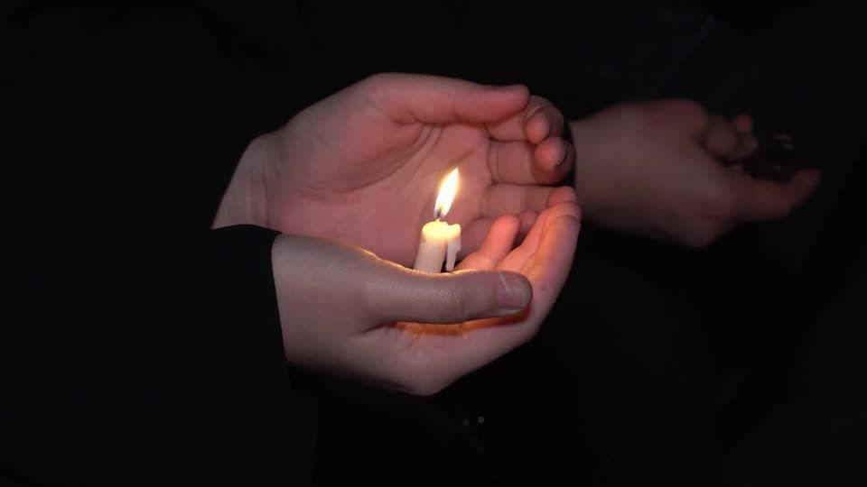 Apoiadores de Khamenei realizam vigília em Teerã Apoiadores de Khamenei realizam vigília em Teerã