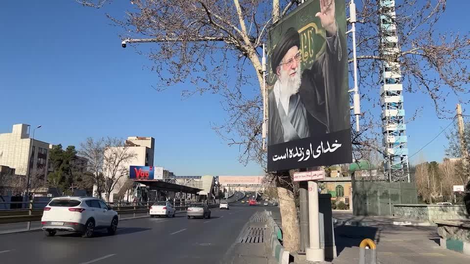 Iranianos se despedirão de Ali Khamenei durante cerimônia em Teerã