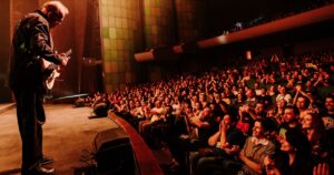 O peso das guitarras: o que Engenheiros do Hawaii e Ira! têm em comum?