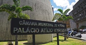 ES: Câmara de Vitória proíbe bicicletas elétricas para menores de 16 anos