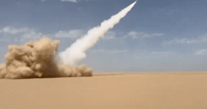 EUA e Israel atacam instalações de petróleo e gás do Irã, diz agência