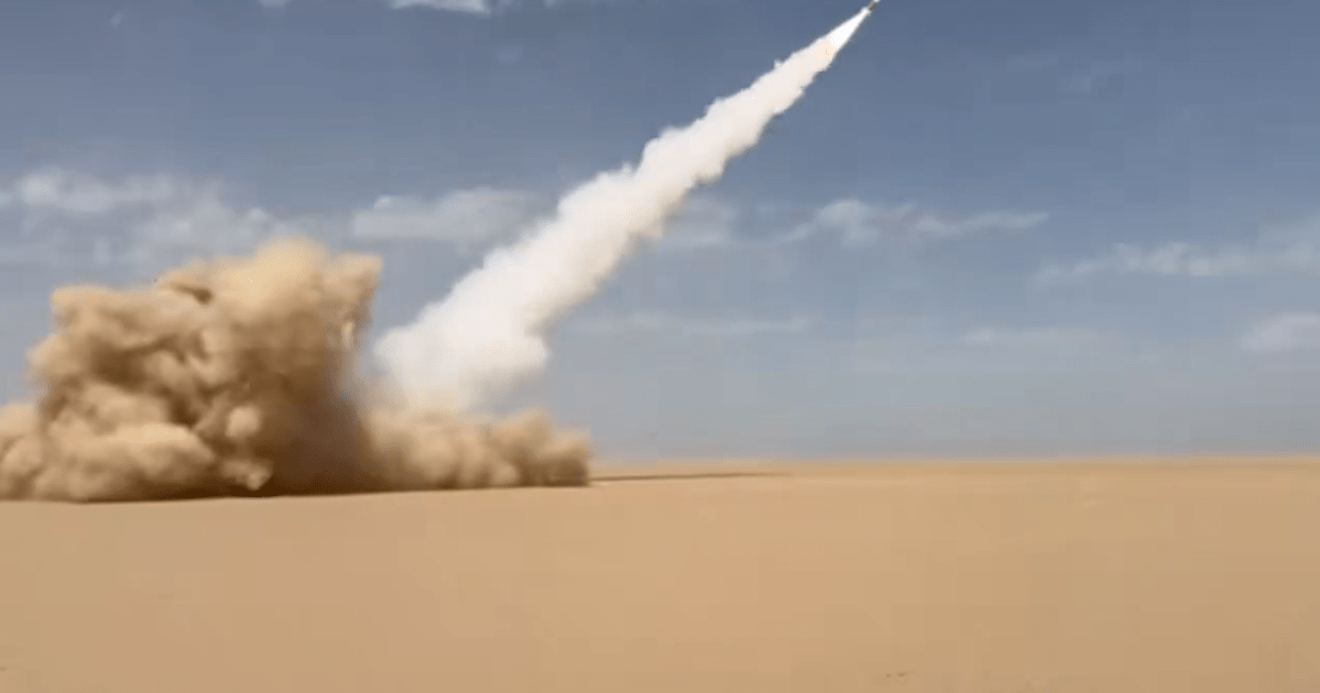 EUA e Israel atacam instalações de petróleo e gás do Irã, diz agência