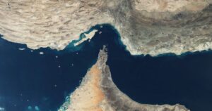 Irã diz que países entraram em contato para negociar acesso a Ormuz