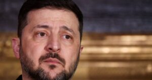 Zelensky afirma que Rússia vigiou bases militares dos EUA para o Irã
