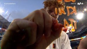 Sinner homenageia vencedores da F1 e do MotoGP após título em Miami