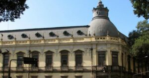 Colégio Pedro II, onde estudam suspeitos de estupro, é tradicional no RJ