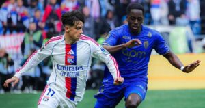 Endrick dá assistência, mas Lyon perde de virada do Monaco pela Ligue 1