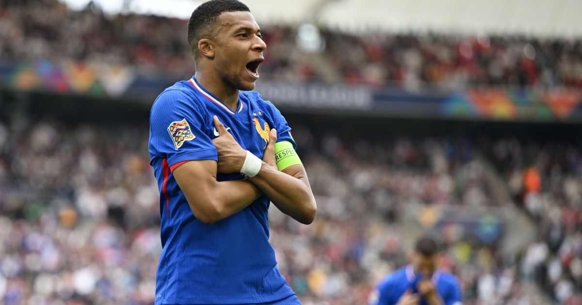 Mbappé exalta amistoso com Brasil e diz que está pronto para ser titular Mbappé exalta amistoso com Brasil e diz que está pronto para ser titular