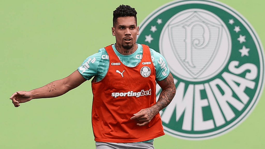 Paulinho participa de atividade e dá novo passo em recuperação no Palmeiras Paulinho participa de atividade e dá novo passo em recuperação no Palmeiras