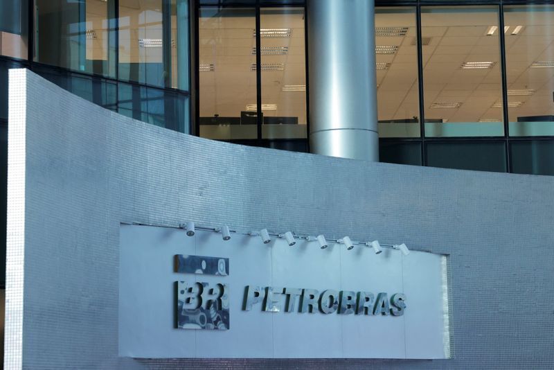 Petrobras anuncia remuneração de R$ 8,1 bilhões a acionistas