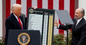 Análise: Brasil não sabe se está na mira dos EUA para novo tarifaço