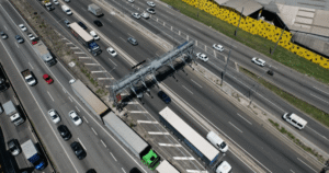 Suspensão de multas por free flow sai nesta terça e vale até novembro