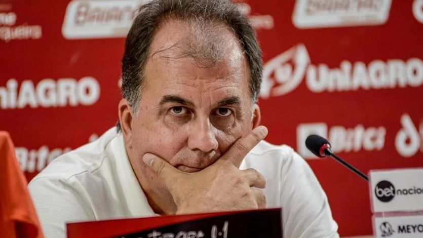 “Estou na Coreia do Norte”, diz presidente do Vitória no STJD