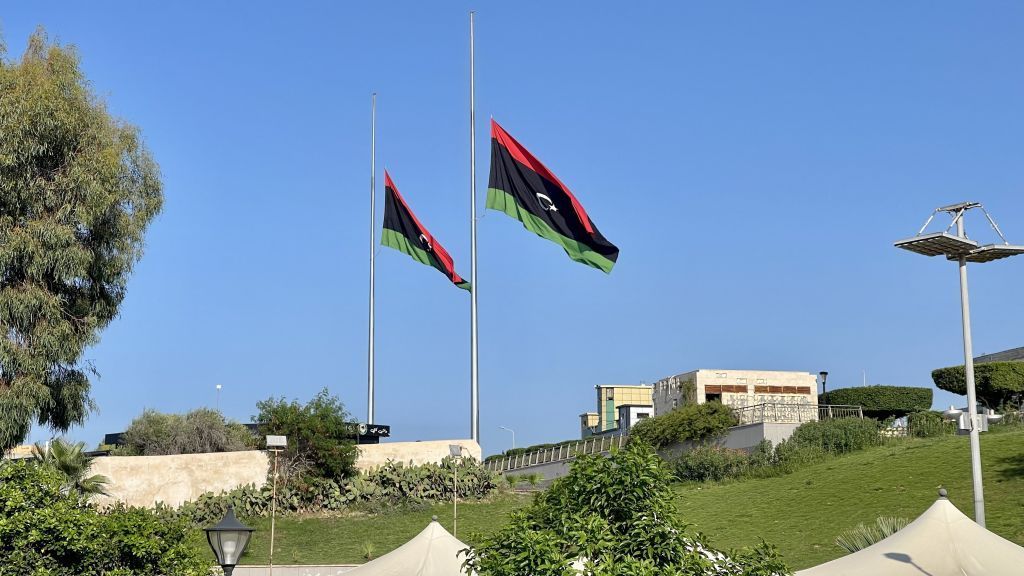 Líbia diz que 17 imigrantes morreram após barco quebrar no Mar Mediterrâneo