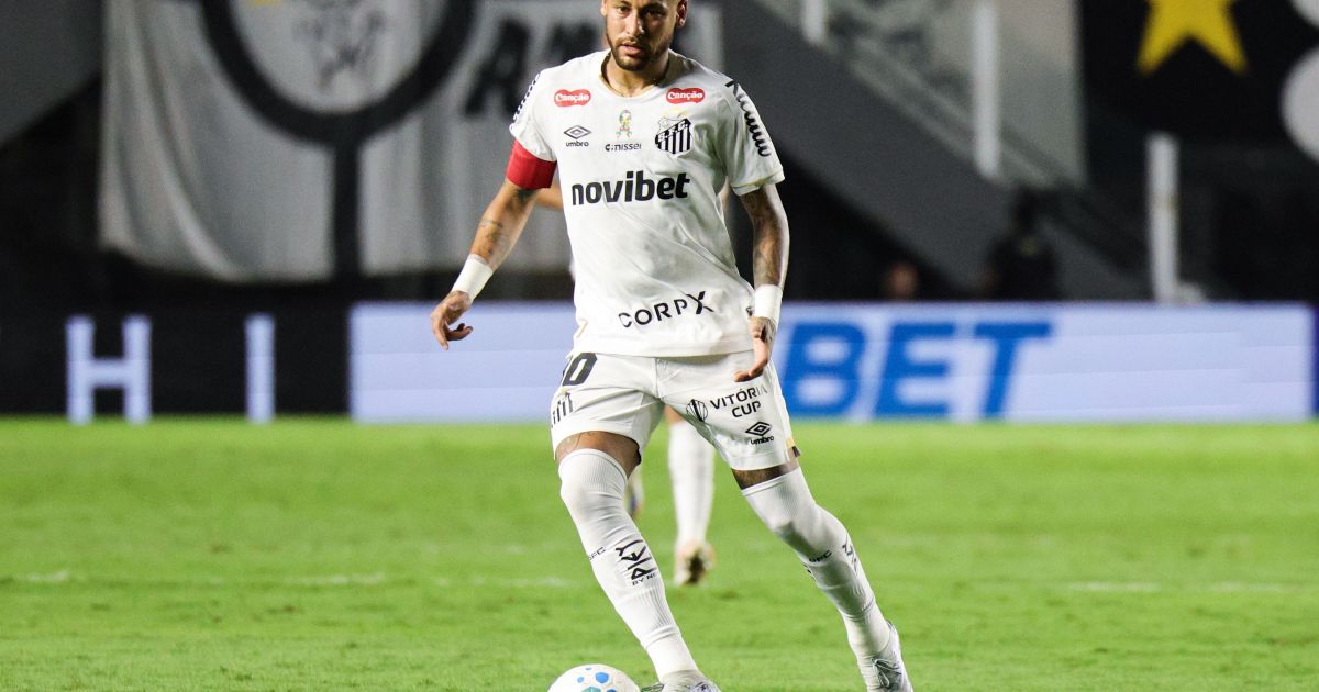 Neymar tem fala misógina ao reclamar de árbitro na Vila: “Acordou de chico”