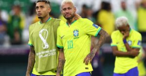 Lançado na Espanha, álbum da Copa não tem Neymar na Seleção Brasileira
