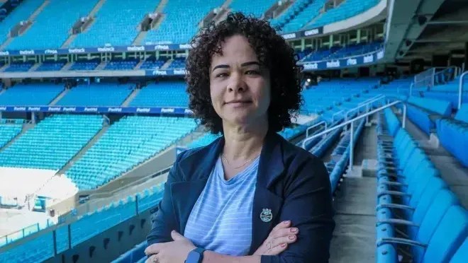 Polícia Civil indicia dirigente do Grêmio por injúria racial no GreNal Polícia Civil indicia dirigente do Grêmio por injúria racial no GreNal