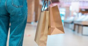 FGV: Confiança do consumidor atinge em abril maior nível desde dezembro