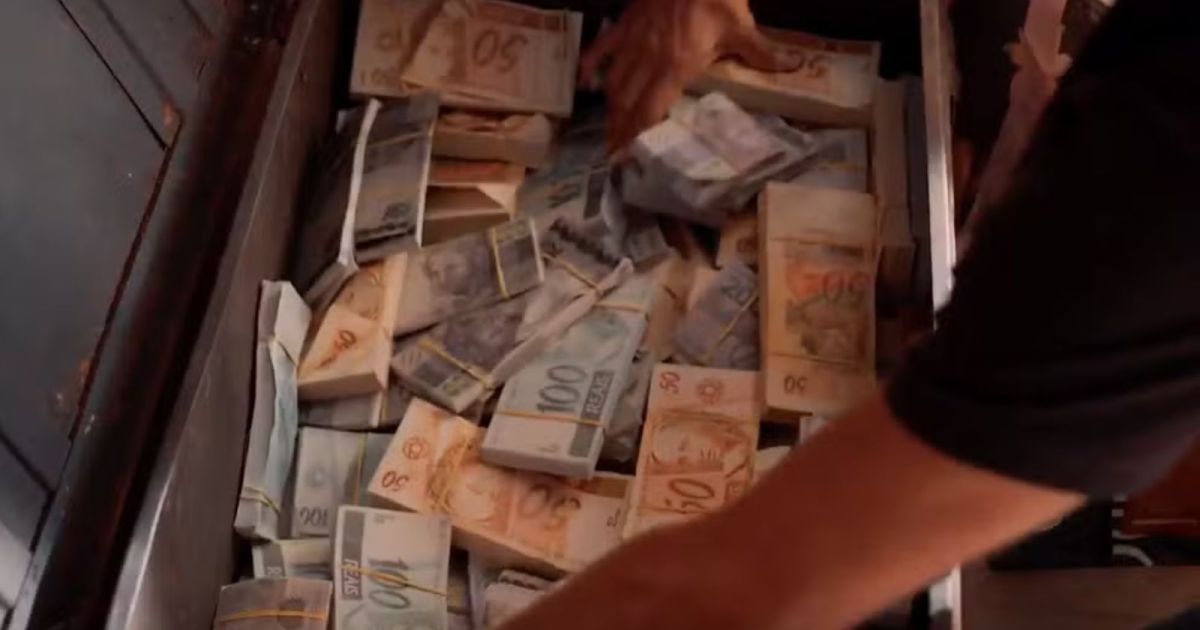 Descubra quem ficará com milhões de estátua em “Três Graças” Descubra quem ficará com milhões de estátua em “Três Graças”