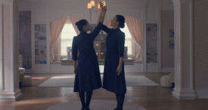 Você precisa mudar de perspectiva”, diz roteirista sobre “Os Testamentos