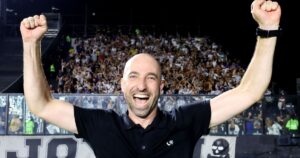 Interino do Botafogo dá depoimento emocionante após vitória sobre o Vasco