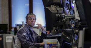 Wall Street opera em baixa após impasse em negociações entre EUA e Irã