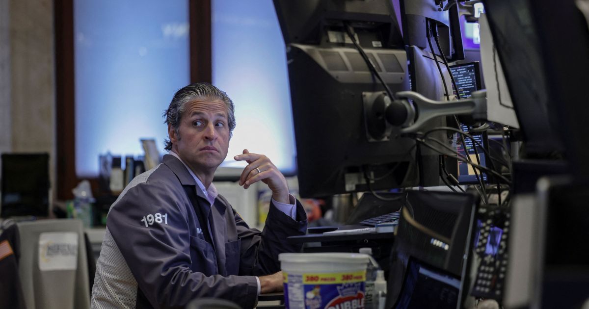 Wall Street opera em baixa após impasse em negociações entre EUA e Irã