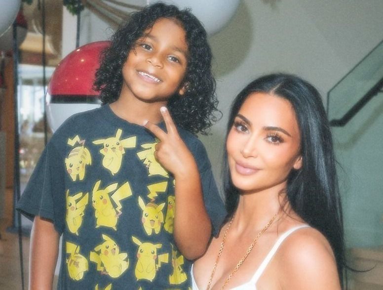 Kim Kardashian mostra aniversário de 7 anos do filho com tema “Pokémon”