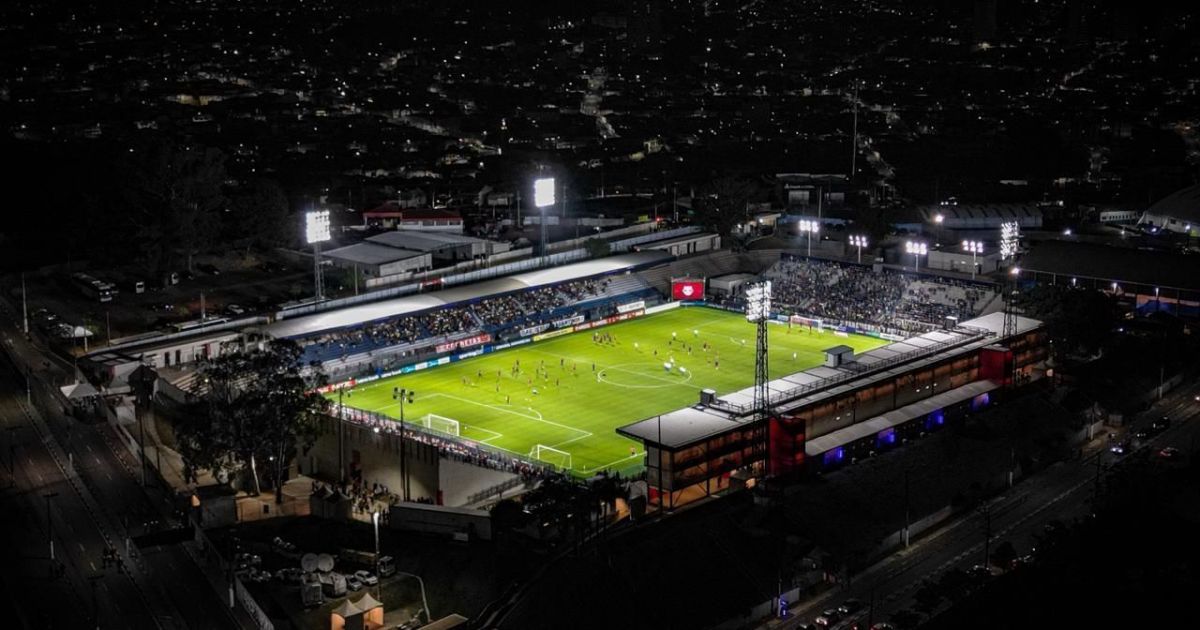 Bragantino x Vitória: horário e onde assistir ao jogo do Brasileirão