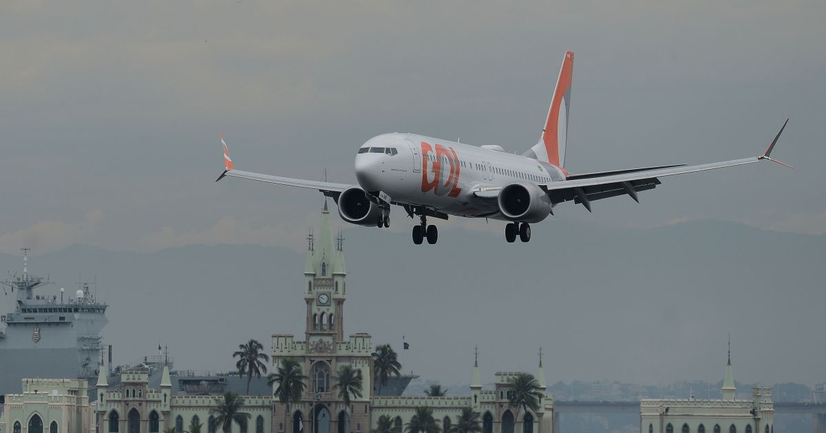 Principal item de custo do setor aéreo acumula alta de 100%, diz Abear