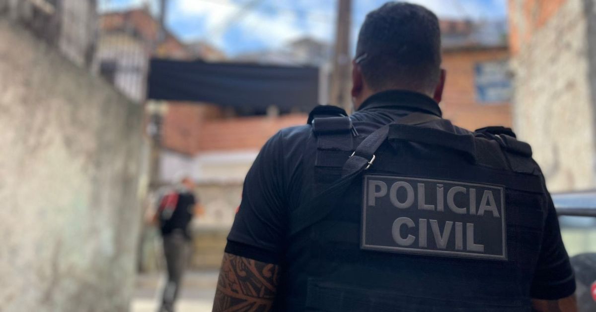Filhos morrem carbonizados após mãe deixá-los sozinhos em casa na BA