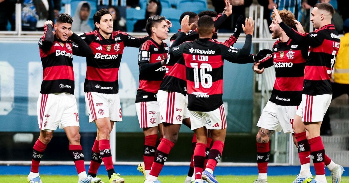 Flamengo vence o Grêmio e manda time gaúcho para o Z4 do Brasileirão Flamengo vence o Grêmio e manda time gaúcho para o Z4 do Brasileirão