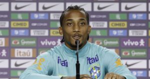 João Pedro defende Neymar na Copa: “É como Messi para a Argentina”