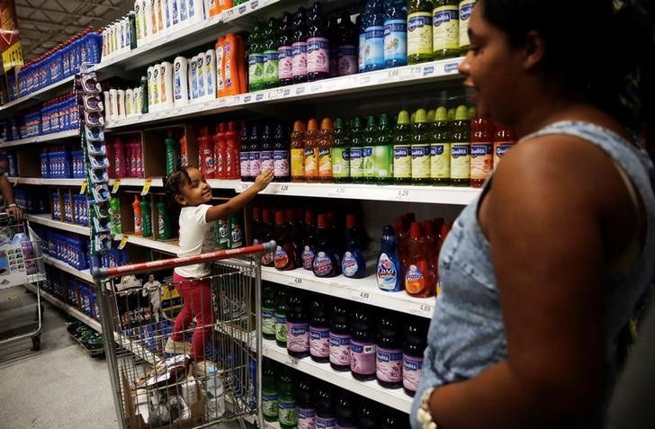 Quaest: Para 69%, preços dos alimentos subiram no último mês
