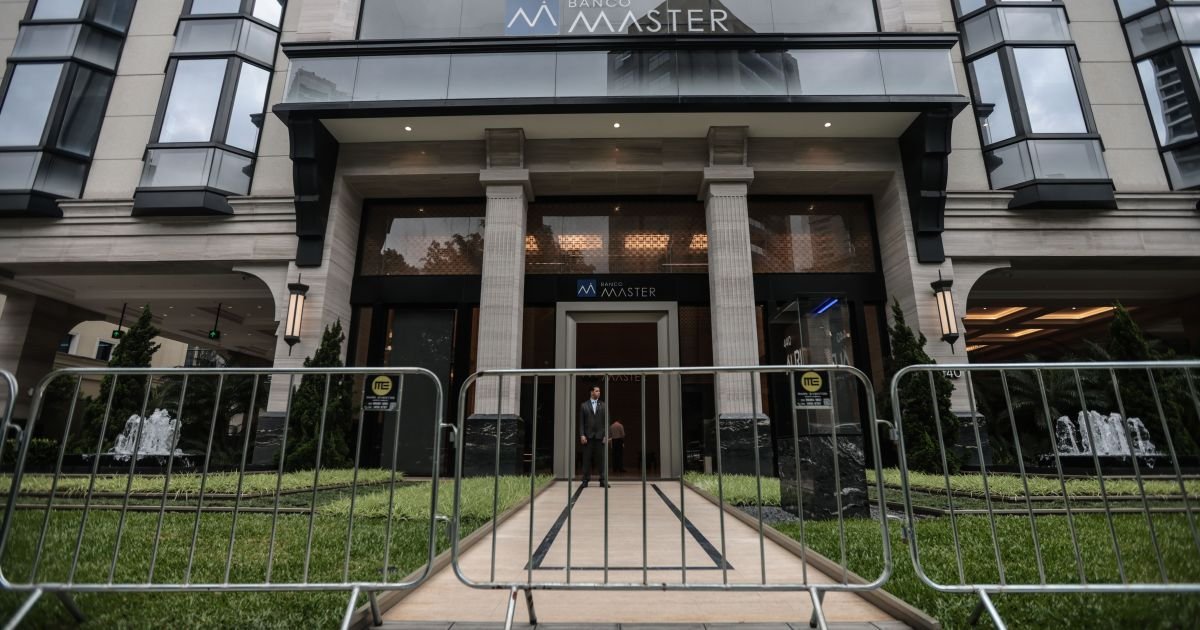 Análise: O impacto dos escândalos do Master no PT e PL Análise: O impacto dos escândalos do Master no PT e PL