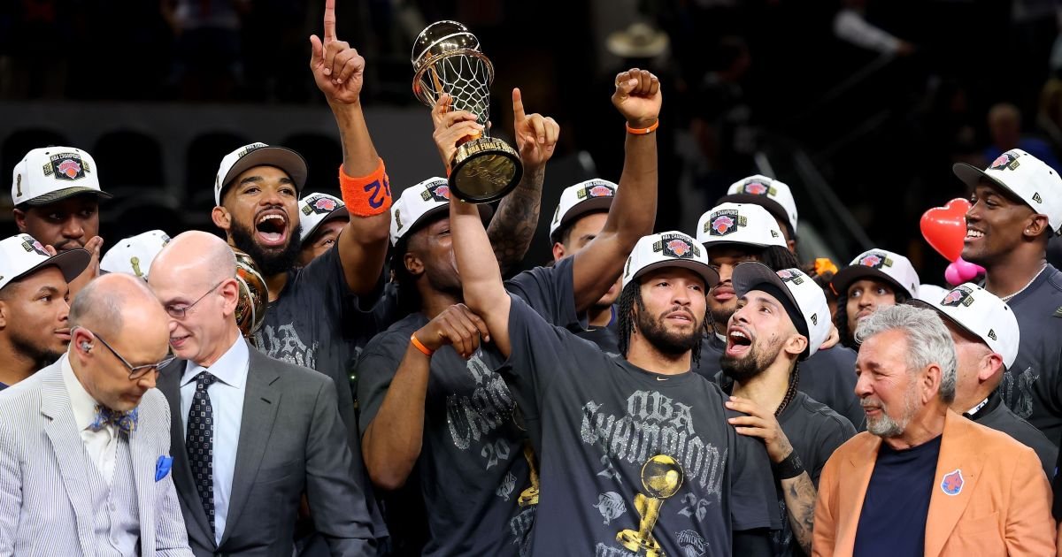 Entenda fato que torna título do New York Knicks único na NBA Entenda fato que torna título do New York Knicks único na NBA