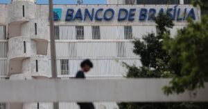 BRB quer fechar detalhes do empréstimo de R$ 6,6 bi até esta terça (30)