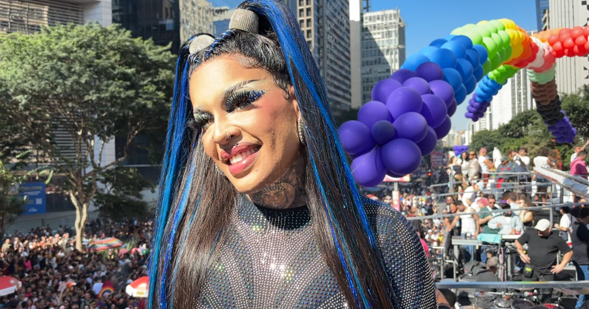 Gloria Groove celebra show na Parada do Orgulho LGBT+: “Sonho em realidade” Gloria Groove celebra show na Parada do Orgulho LGBT+: “Sonho em realidade”