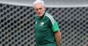 Copa do Mundo: técnico da África do Sul elogia México e cita altitude