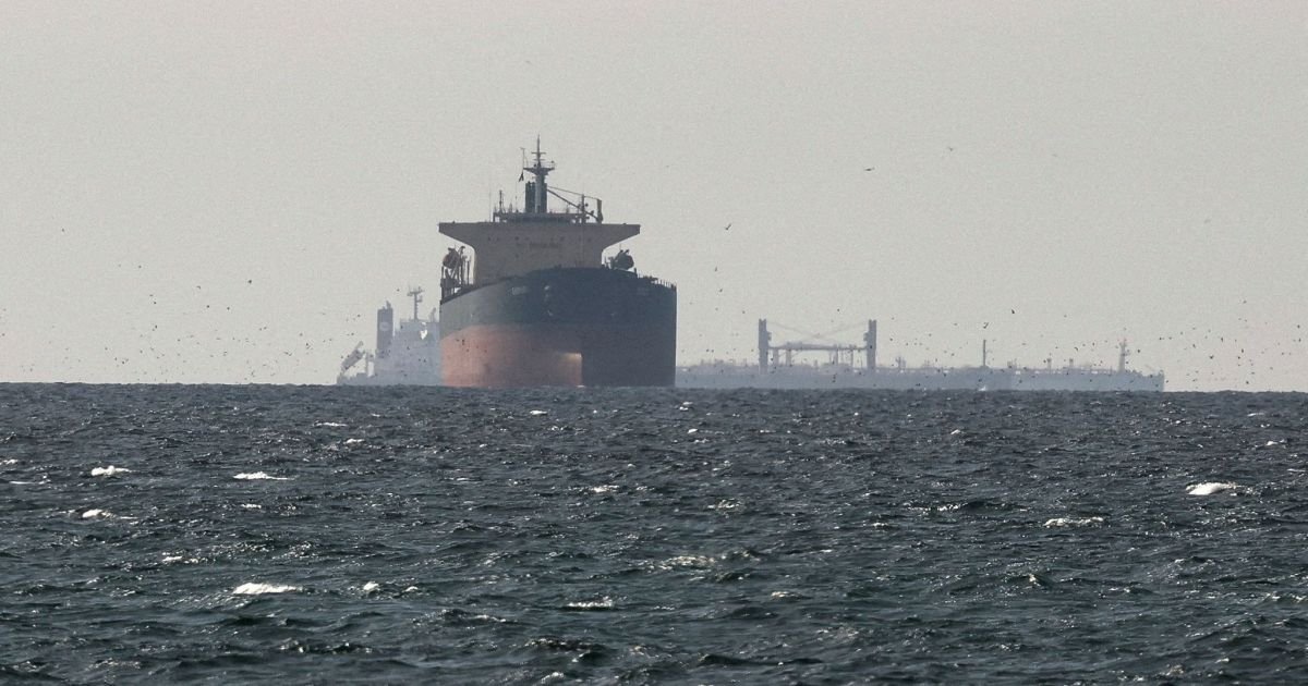 EUA dizem ter abatido dois drones do Irã que ameaçavam Estreito de Ormuz