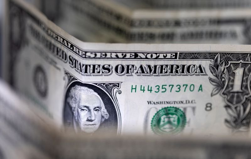 Economista-chefe do FMI diz que economia global segue “centrada no dólar”