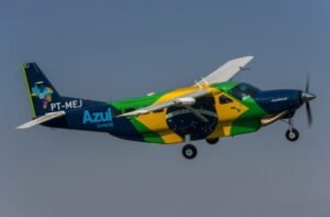 Azul anuncia parceria com Petrobras para operações aéreas no Norte