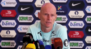 Técnico da Noruega culpa Fifa, e não Trump, por caso Balogun