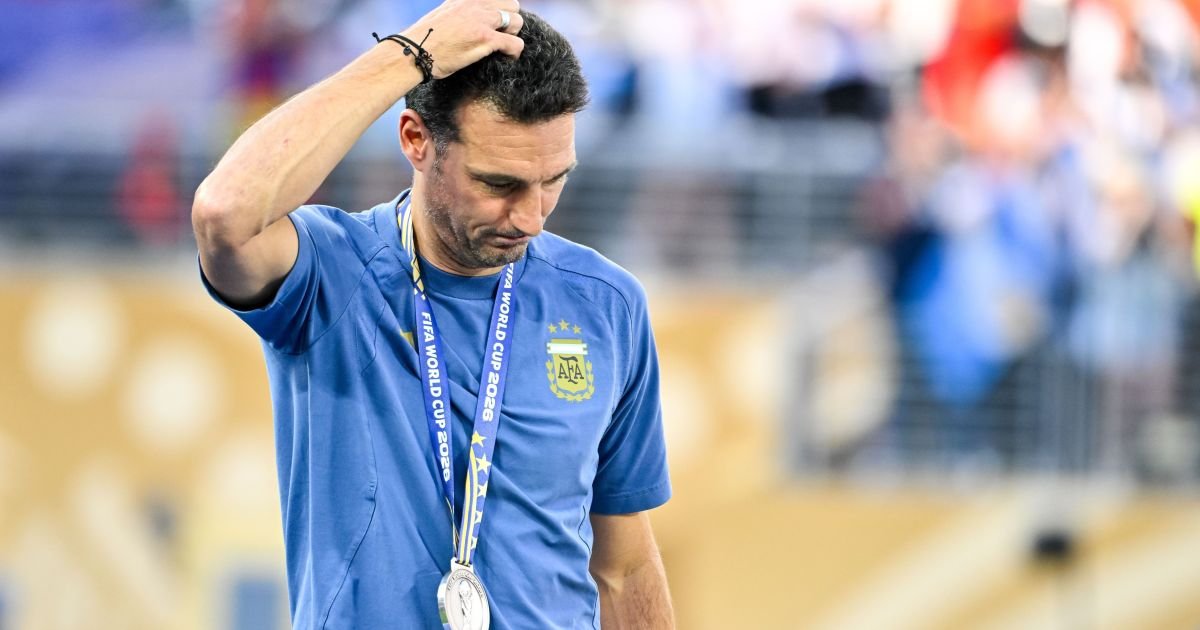 Scaloni afirma que permanece na Argentina até dezembro: “A ideia é relaxar” Scaloni afirma que permanece na Argentina até dezembro: “A ideia é relaxar”