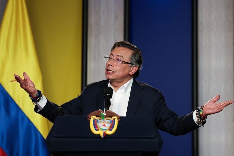 Petro diz não reconhecer vitória de De la Espriella e convoca manifestações Petro diz não reconhecer vitória de De la Espriella e convoca manifestações