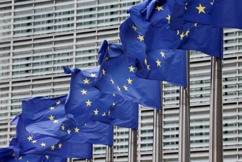 Governo repudia restrições e tarifas da UE ao setor siderúrgico Governo repudia restrições e tarifas da UE ao setor siderúrgico